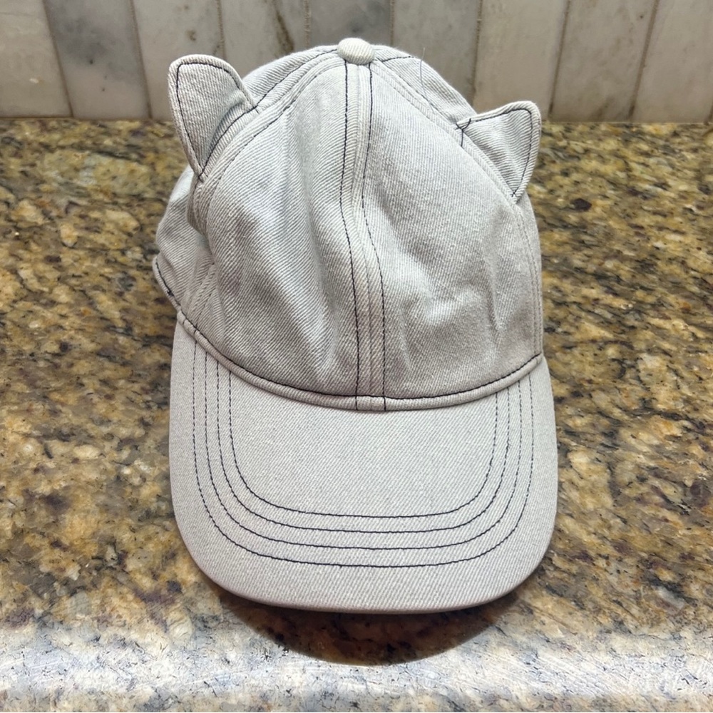 Karl Lagerfield Cat Hat light blue